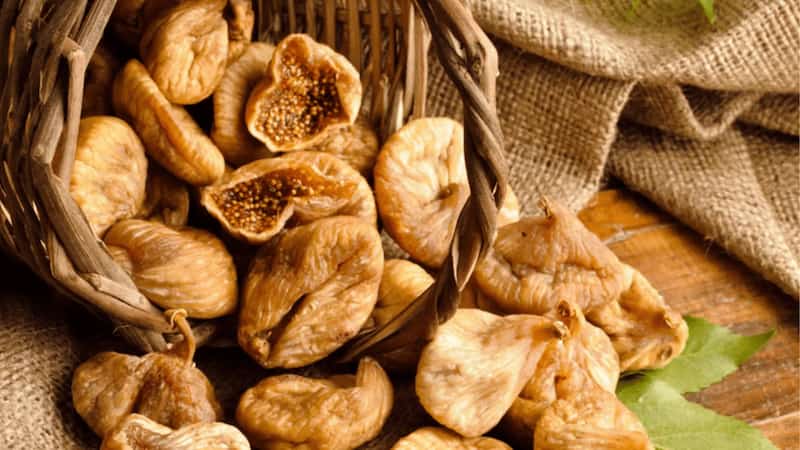 انجیر خشک برای رفلاکس معده مناسب مصرف کنترل شده